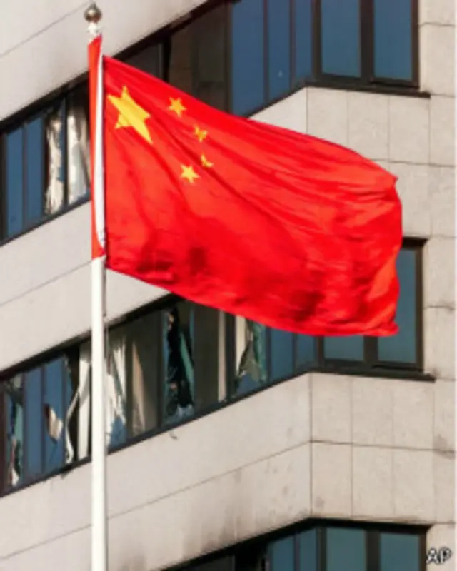 Китайское посольство в Белграде после авиаудара 8 мая 1999 г.