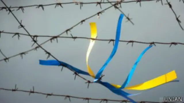 На границе Украины с Россией сосредоточено до 100 тысяч российских военных