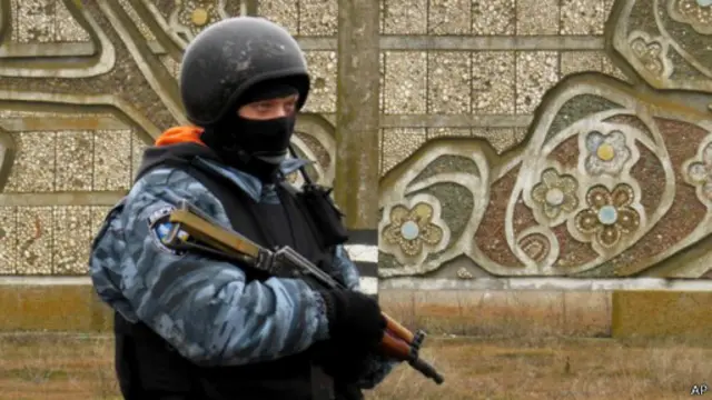 السلطات الأوكرانية تتحدث عن اختراق الروس لحدودها.