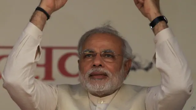 नरेंद्र मोदी