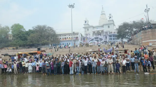 वाराणसी में अरविंद केजरीवाल