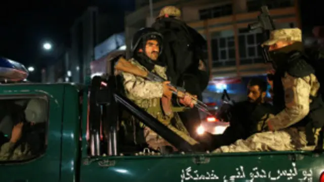 د کورنيو چارو وزارت وايي څه د پاسه ۴۰۰زره ځواکونه به د ټاکنو امنيت ساتي