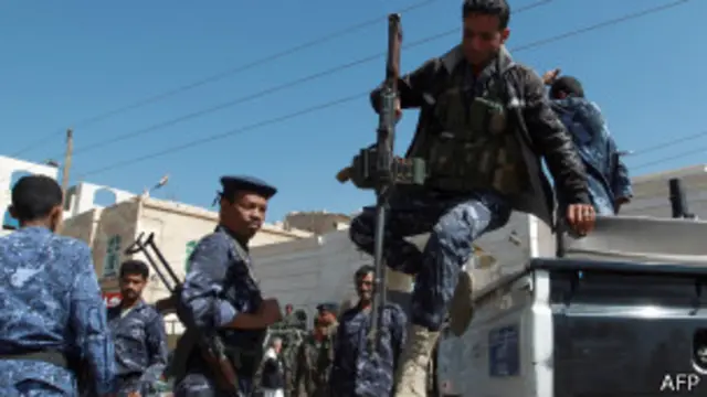 تحاول الشرطة اليمنية تعقب الخاطفين. (أرشيف)