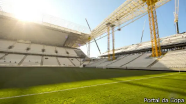 Itaquerão no dia do primeiro treino do Corinthians no novo estádio / Crédito da foto: Danilo Borges, Portal da Copa
