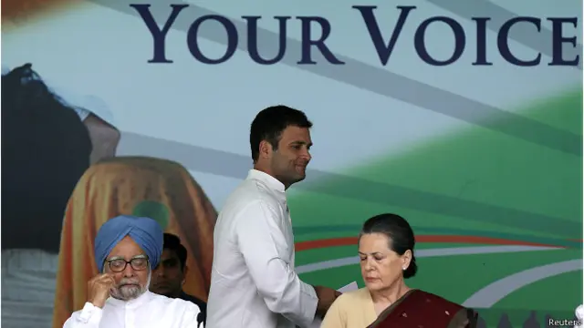 राहुल गांधी, सोनिया गांधी और मनमोहन सिंह