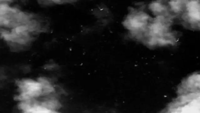 Objetos flotando en el océano Ínidico