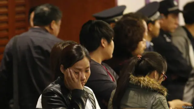 乘客家属在北京丽都酒店