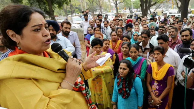 چنڈی گڑھ سے ہی بی جے پي نے اداکارہ کرن کھیر کو اپنا امیدوار نامزد کیا ہے اور دونوں اداکاراؤں میں کانٹے کے مقابلے کی امید کی جا رہی ہے۔