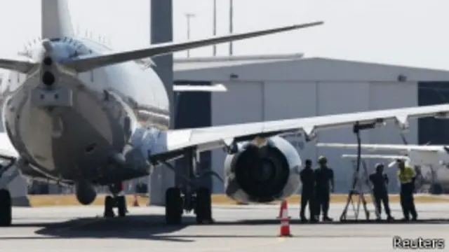 البحث عن الطائرة الماليزية المفقودة