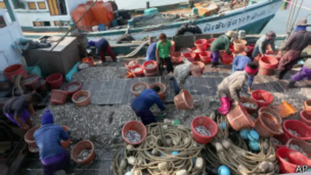 _thai_myanmar_workers