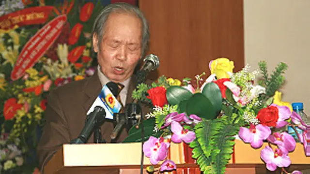 Tác giả Hạ Bá Đoàn tại hội thảo hôm 21/3