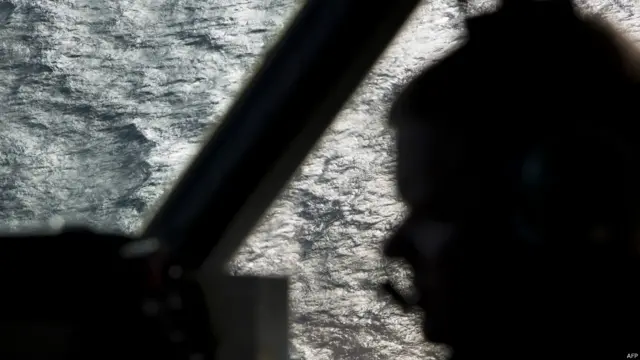 خراب موسم کے باعث اس ہفتے کے اوائل میں تلاش کے کام کو روکنا پڑا تھا۔