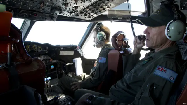 اس تلاش میں درجنوں ملک شامل ہیں اور اب جنوبی بحرِ ہند میں اس کی تلاش کا کام ہو رہا ہے۔