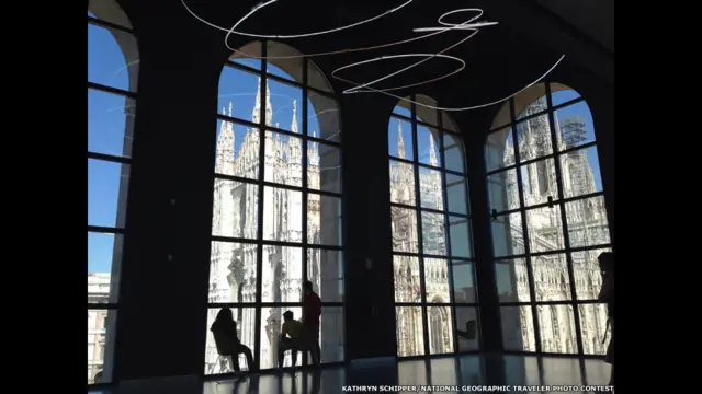 كاتدرائية قوطية في مدينة ميلان بإيطاليا