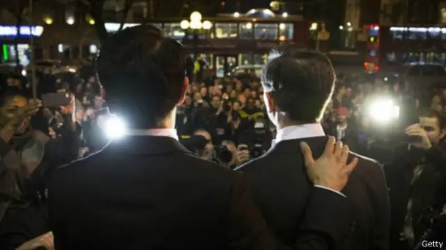 شهدت حفلات زواج المثليين حضورا كثيفا من وسائل الإعلام