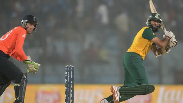 ہاشم آملہ نے اس میچ میں پہلی بار ٹی ٹوئنٹی کرکٹ میں نصف سنچری سکور کی۔