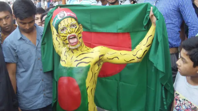 شعیب علی جب ٹائیگر کے روپ میں ہوتے ہیں تو دنیا انہیں پہچان لیتی ہے لیکن جب عام روپ میں وہ کھلاڑیوں سے ملتے ہیں تو انہیں اپنا تعارف کرانا پڑتا ہے۔