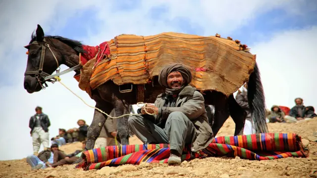 बुज़कशीः जवां अफ़गान मर्दों का खेल