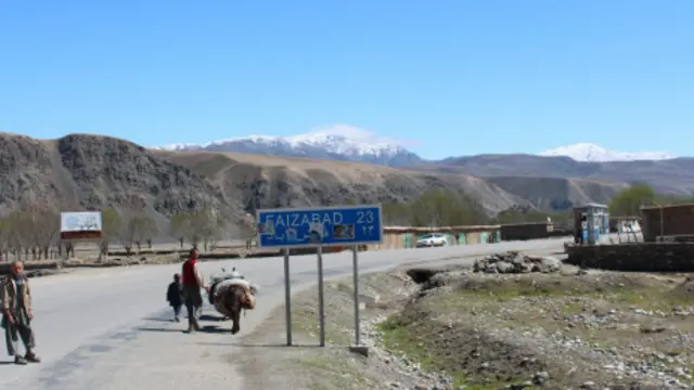 ولسوالی یمگان در هشتاد کیلومتری شهر فیض‌آباد مرکز بدخشان است