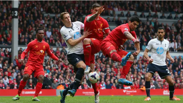 سجل لويس سواريز هدف ليفربول الثاني