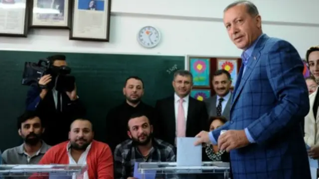 Erdoğan səs verir