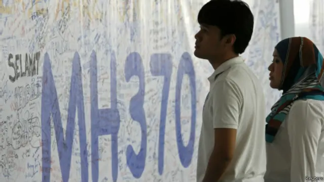 ملائیشیا کے حکام پر طیارے کی تلاش میں کوتاہی برتنے کا الزام لگایا گیا ہے