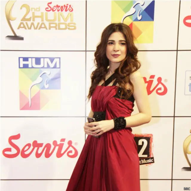 اداکارہ اور گلوکارہ عائشہ عمر 