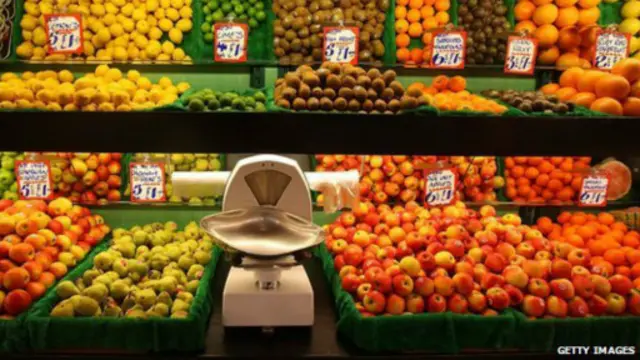 Лишь очень немногие регулярно следуют правилу "пять в день", сетуют специалисты