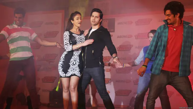 वरुण धवन, इलियाना डी क्रूज़ 