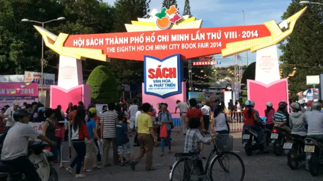 Hội chợ sách hàng năm ở Công viên Lê Văn Tám