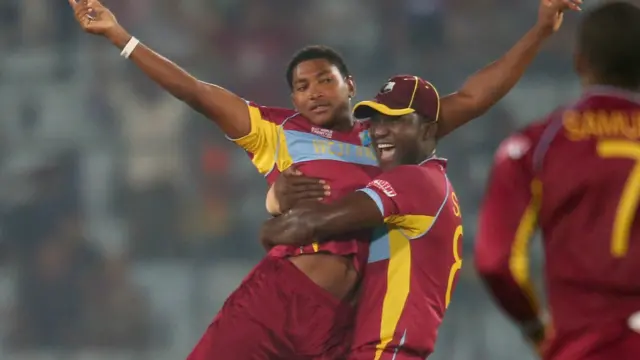 لیگ سپنر سیموئیل بدری سب سے کامیاب بولر رہے اور پاکستان کے تین کھلاڑی آؤٹ کیے۔