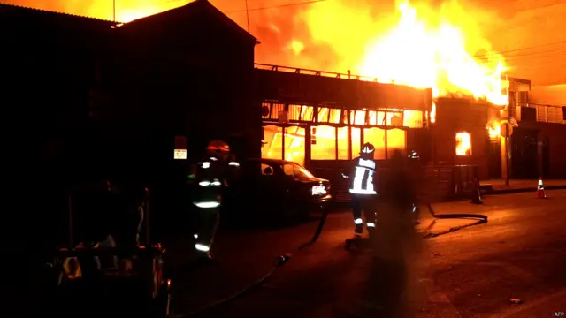 伊基克一家餐厅发生火灾（1/4/2014）