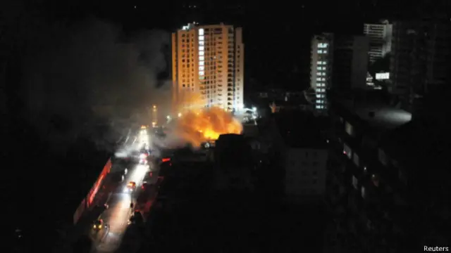 Gempa Cile telah mengakibatkan kebakaran di wilayah pesisir utara Cile.