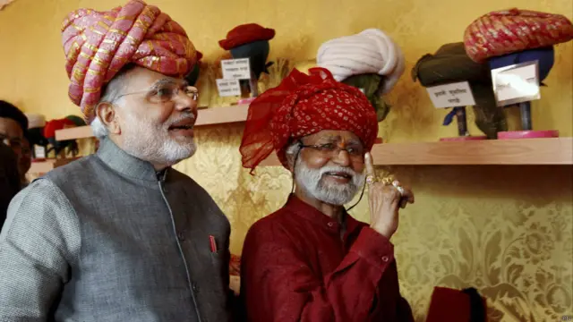 नरेंद्र मोदी