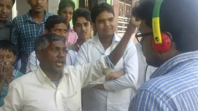 घोंडा एक चाय विक्रेता