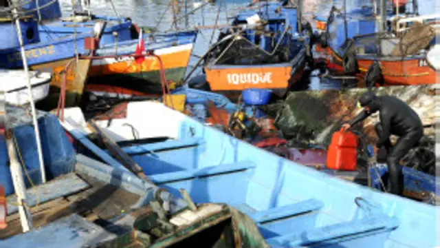 Barcas en la costa de Iquique.