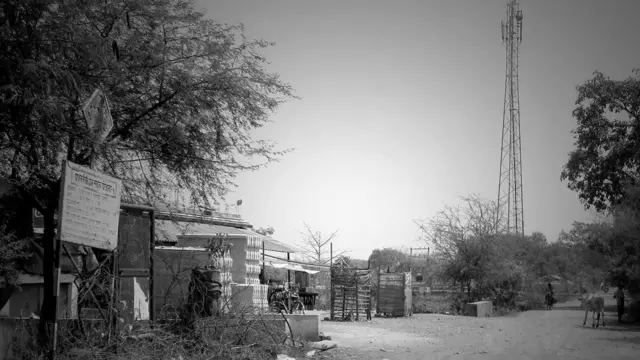 क़तार का आख़िरी, नोटा, बस्तर