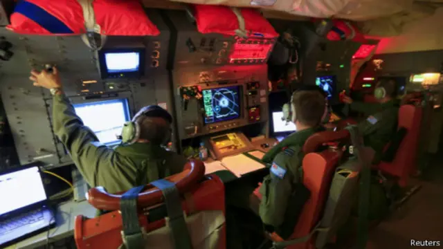 روز پنجشنبه منطقه جستجو کمی به طرف شمال انتقال یافته است