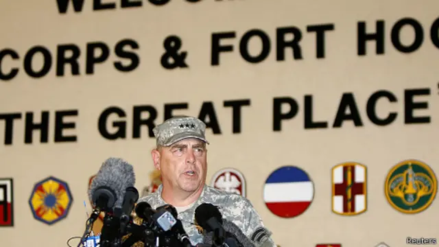 пресс-секретарь базы Форт-Худ генерал-лейтенант Марк Милли