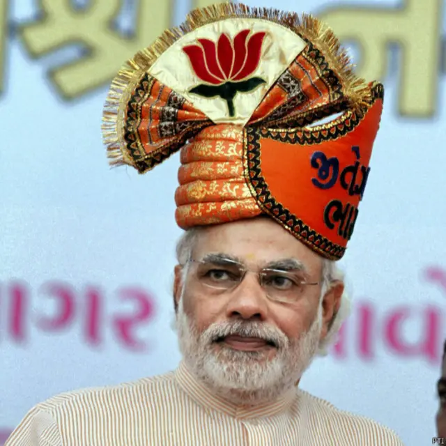 नरेंद्र मोदी, अहमदाबाद में