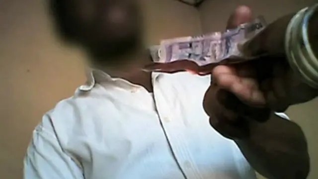 युगांडा में फर्जी एचआईवी सर्टिफिकेट