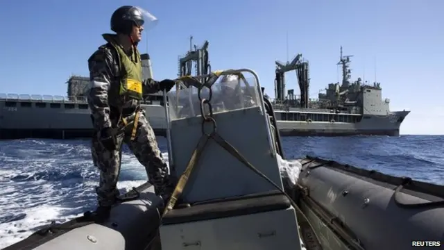 සුන්බුන් කිසිවක් සොයාගෙන නැති බවයි පැවසෙන්නේ