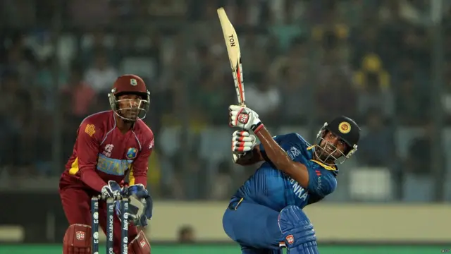 سری لنکا نے نیوزی لینڈ کو شکست دے کر سیمی فائنل میں جگہ بنائی تھی جبکہ ویسٹ انڈیز پاکستان کو ہرا کر اس مرحلے تک پہنچا۔