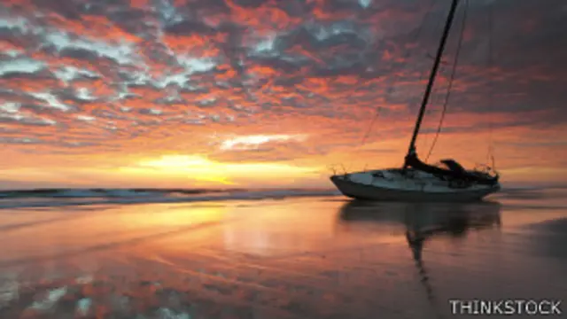 Barco en el Triángulo de las Bermudas