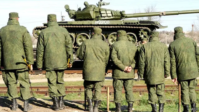 المحتجزون الأوكرانيون اتهموا بالتقاط بعض الصور لتحركات الجيش الروسي والتواصل مع عناصر متشددة