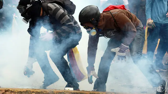 Disturbios en la universidad central de venezuela, caracas