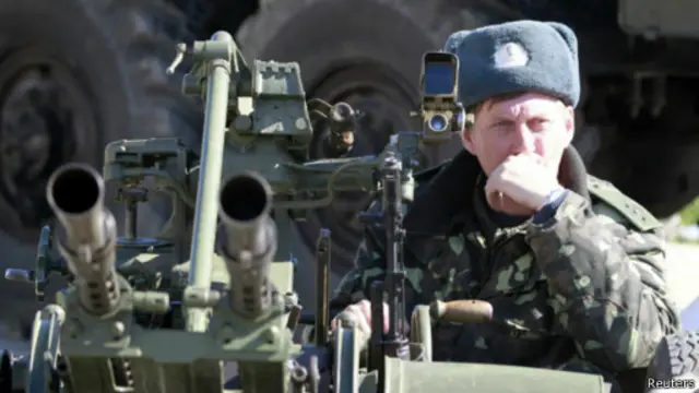 Український військовий у Криму