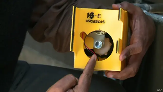 ضیا کا کہنا ہے کے اس کا ارادہ ہے کہ وہ اس آلے کا ایک سستا ماڈل بھی بنائیں گے جو گیزر کو صرف آن اور آف کرے