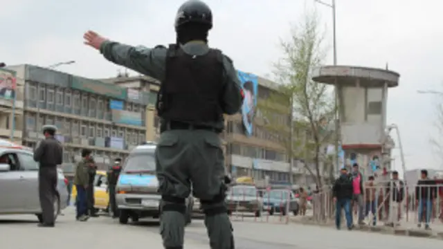 اطلاعات کے مطابق اس مرتبہ انتخابات میں طالبان حملے کم ہوئے ہیں لیکن خوف زیادہ ہے