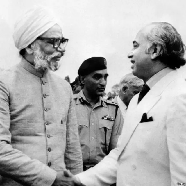 ذوالفقار علی بھٹو اور سردار سورن سنگھ کی ایک یاد گار تصویر۔